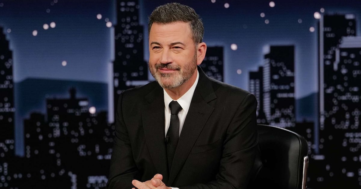 Termina el apagón de Jimmy Kimmel: su programa retorna a las estaciones locales de la TV estadounidense