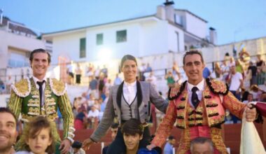 Lea, Fandi y Curro Durán salen a hombros en Cazorla
