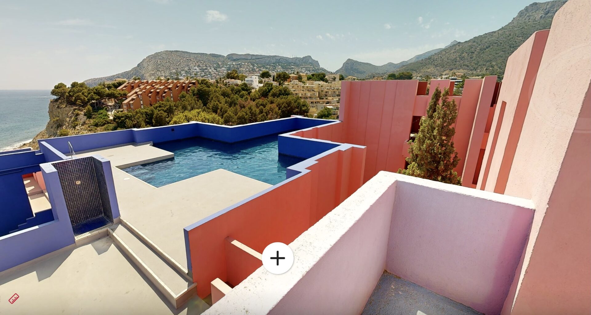 escaleras, patios terrazas, vistas al mar…