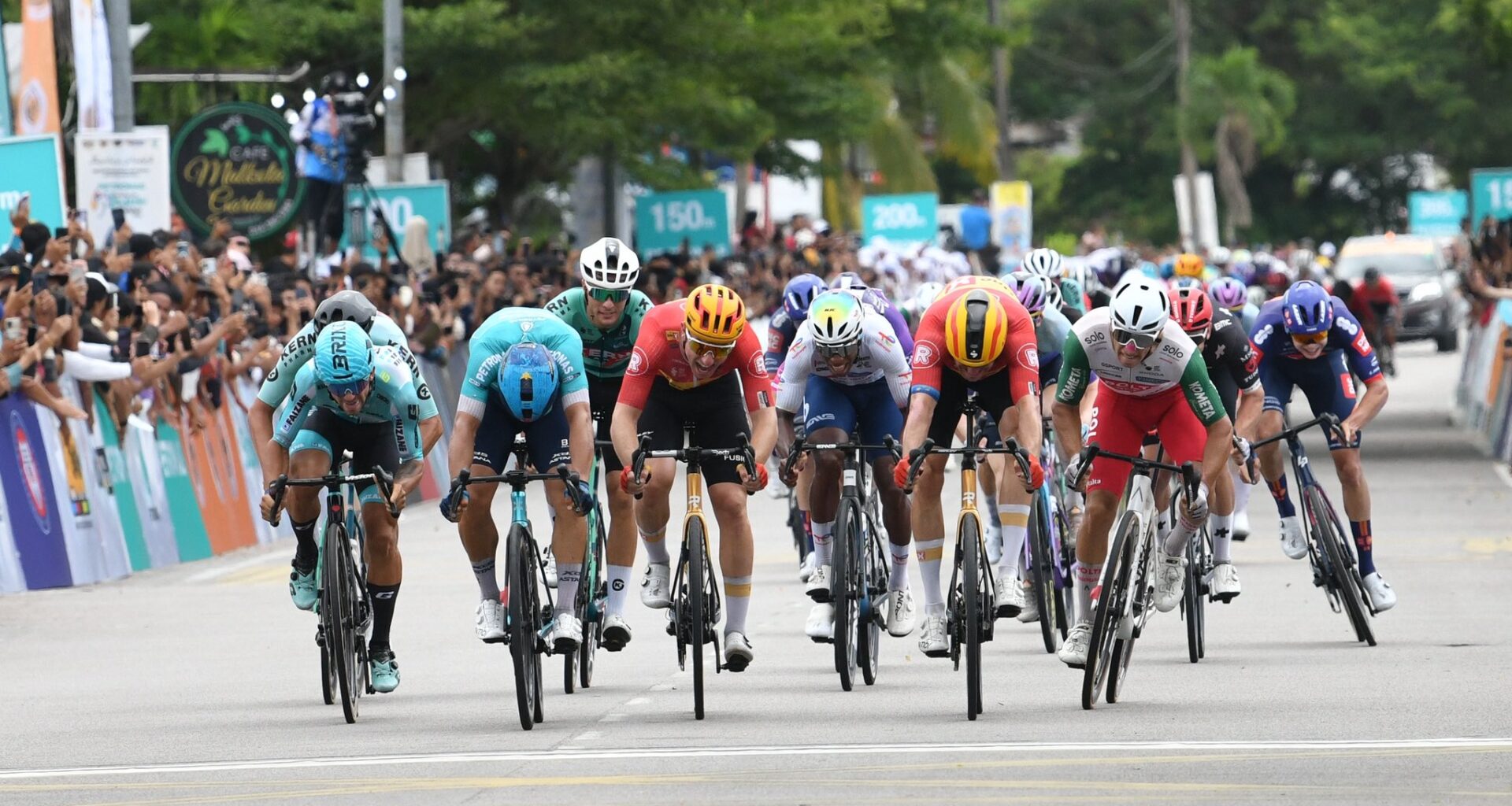 3ª Tour Langkawi: Malucelli ante Kristoff por foto-finish