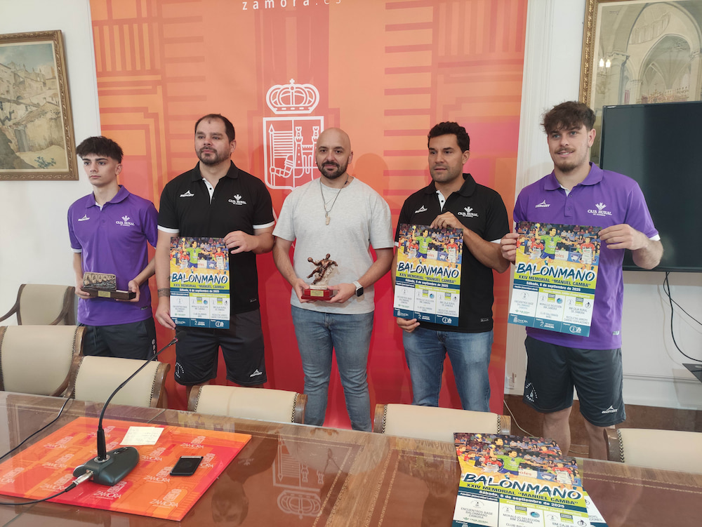 Zamora celebra el Memorial Manuel Camba con grandes partidos de balonmano y talento local