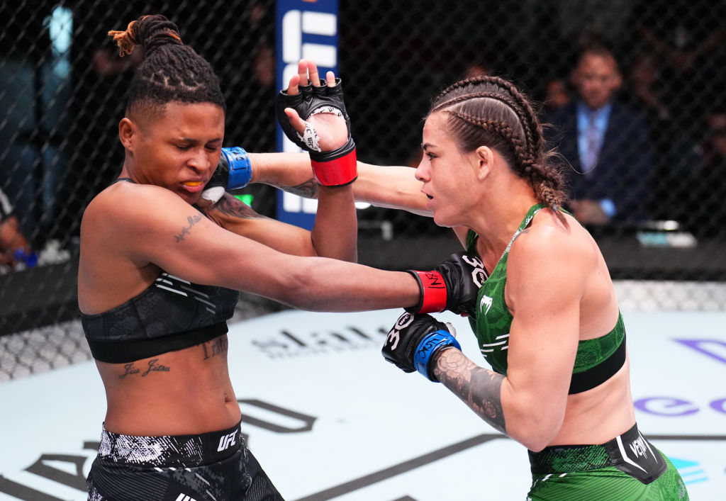 Abre Monserratt Rendón cartelera de UFC