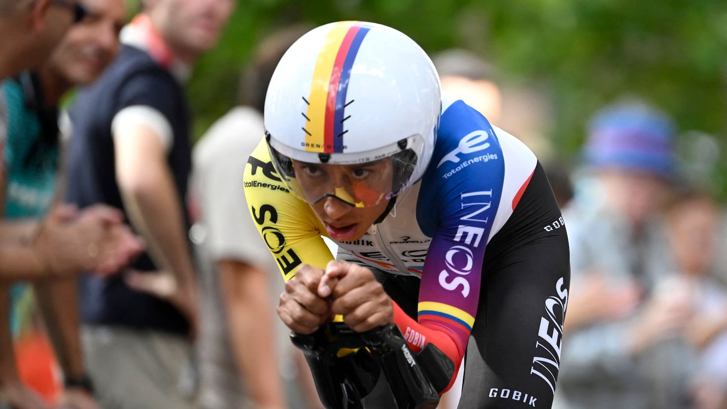 Egan Bernal vuelve a sonar como gregario de Jonas Vingegaard