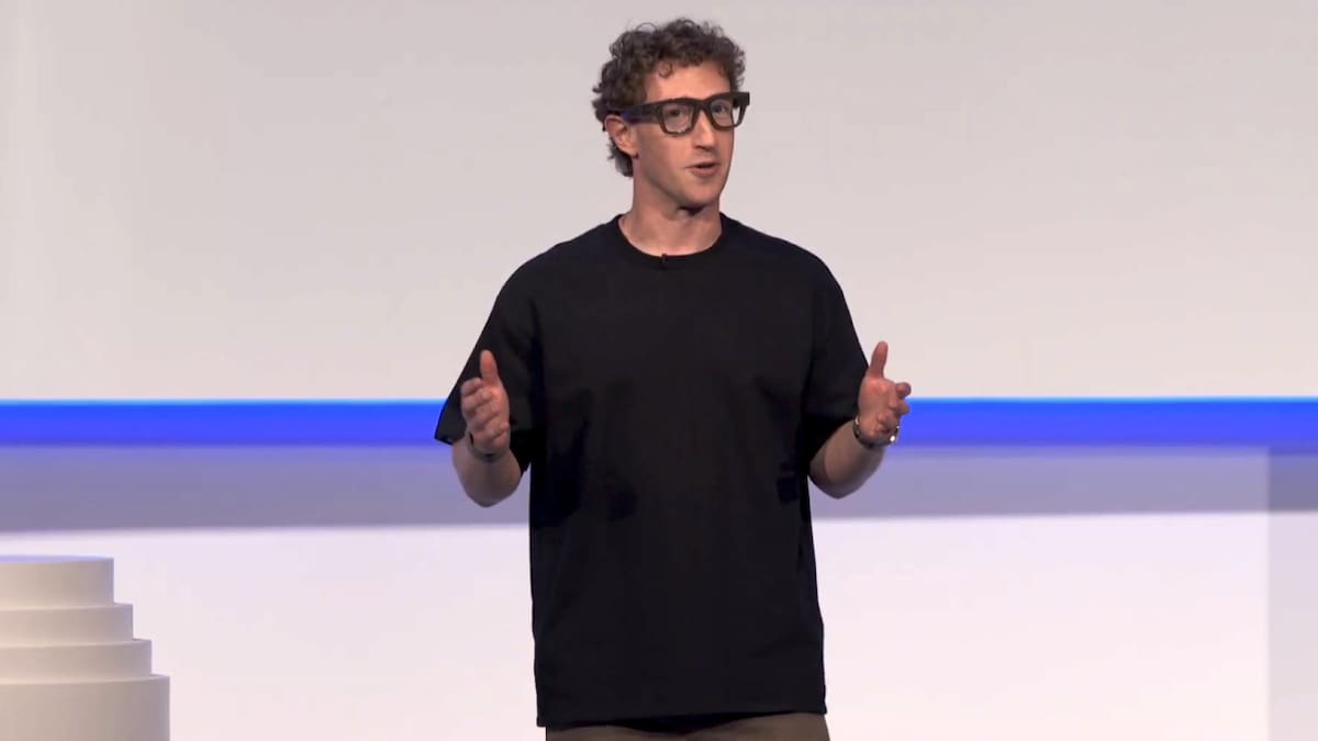 Mark Zuckerberg durante la presentación de las gafas inteligentes de Meta
