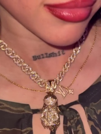El lujoso collar que recibió