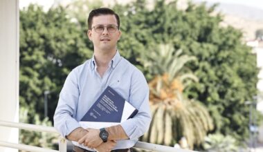 Un arquitecto malagueño firma una tesis pionera sobre cómo diseñar la vivienda y la ciudad para ayudar a los enfermos