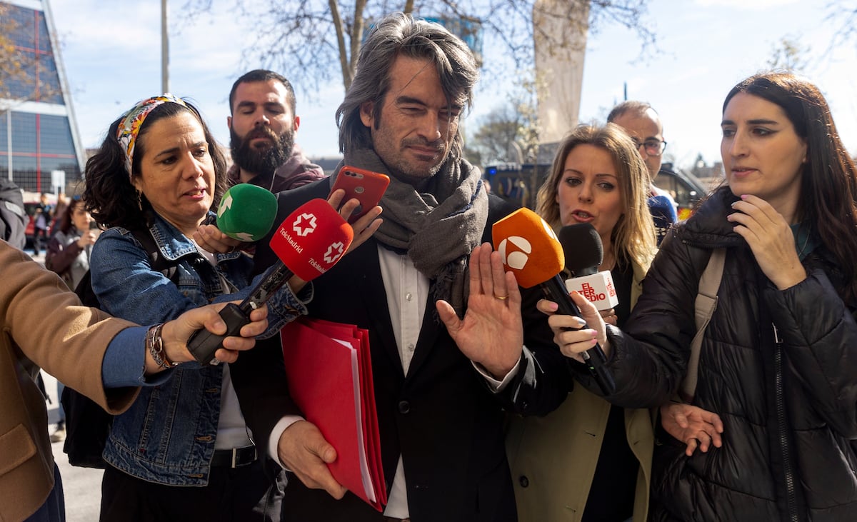 Retiran de una charla al firmante de los protocolos para las residencias de Madrid tras las quejas de una asociación de víctimas | Noticias de Madrid