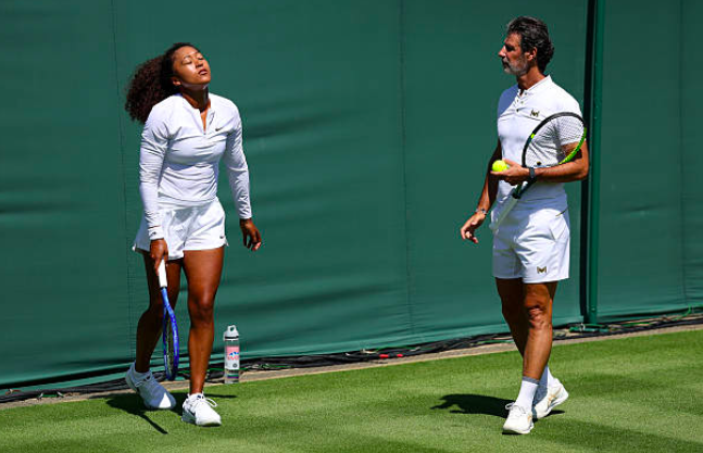 Patrick Mouratoglou en su etapa entrenando a Naomi Osaka. Fuente: Getty