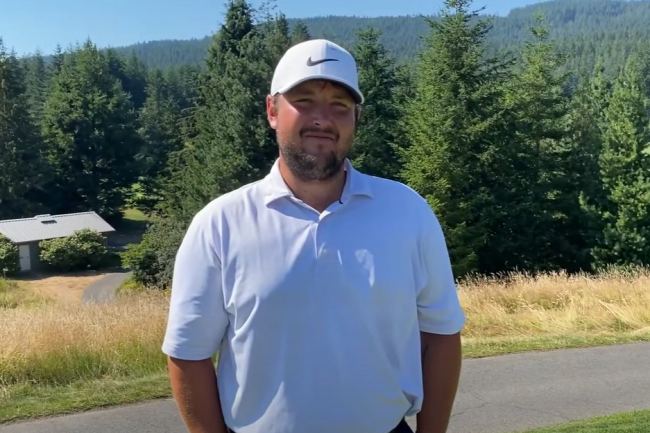 La historia más cruel: un error de su caddie lo elimina en el PlayOff del U.S. Mid-Amateur