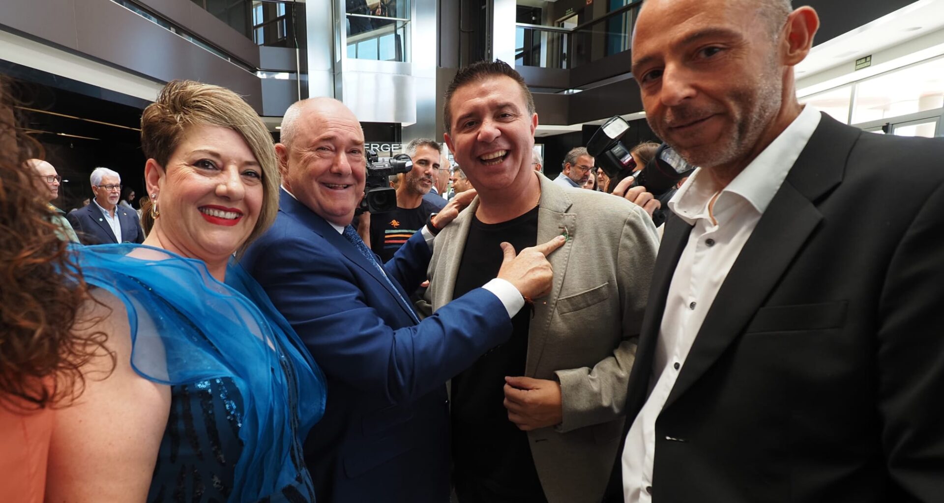 Cabañero: “La Feria es la mejor ventana para mostrar al mundo lo mejor de Albacete; y, entre lo mejor, está nuestra navaja: orgullo e identidad de toda la provincia”