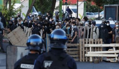 Francia afronta una inédita protesta social con el estreno de un nuevo primer ministro | Internacional