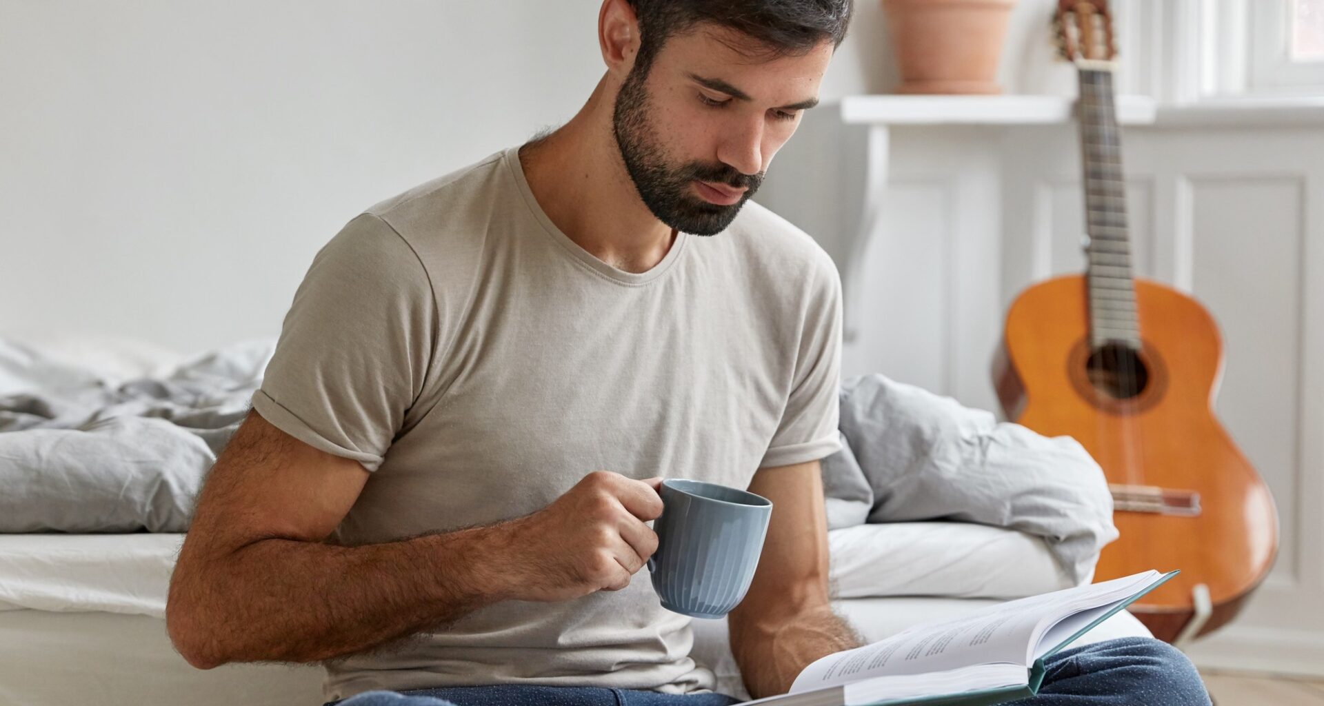 La peor pesadilla del TOC: libros que se leen al revés y confunden al lector