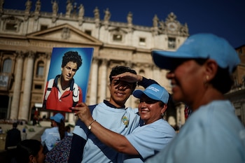 La devoción mundial por Carlo