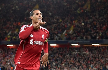 Virgil Van Dijk festeja el