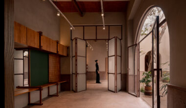 Centro Comunitario LGBTQ + Casa de Rubén / Intersticial Arquitectura