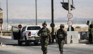 Dos muertos en un ataque en un cruce fronterizo controlado por Israel entre Jordania y Cisjordania | Internacional
