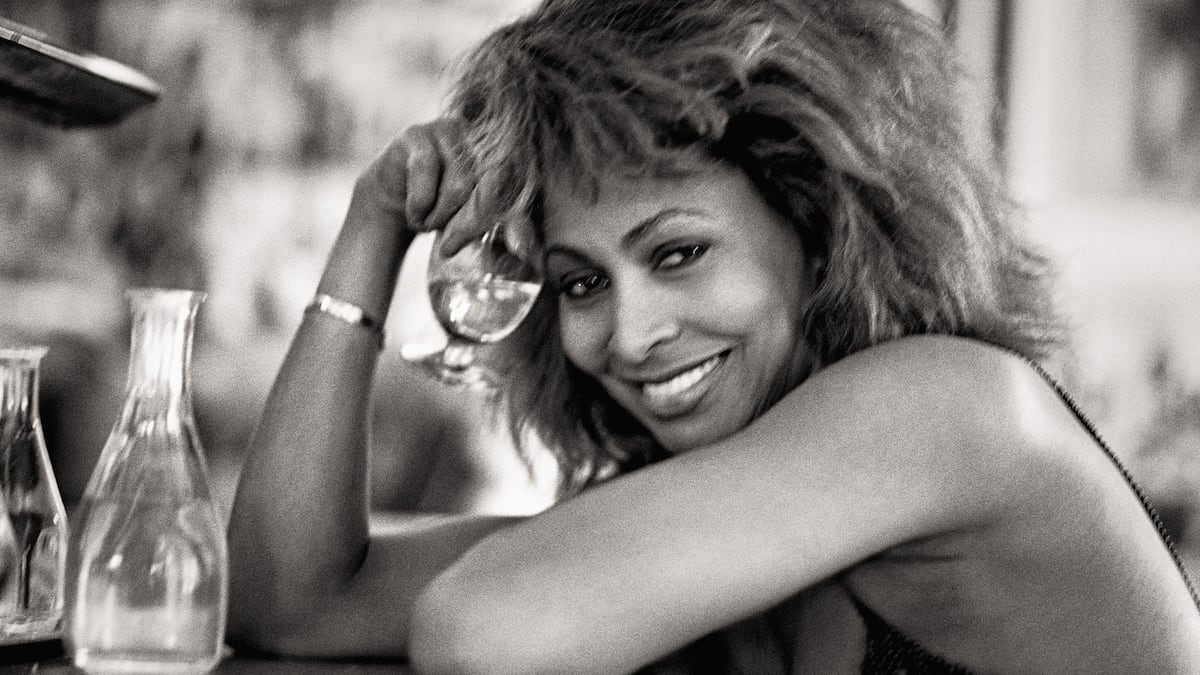 Benjamin Lindbergh : Cómo capturar el alma de Tina Turner: el hijo de Peter Lindbergh explica la relación de su padre con la cantante | Famosos | S Moda