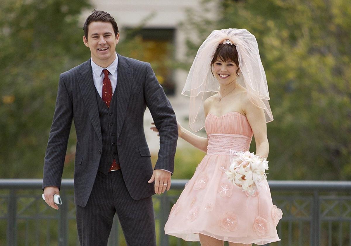 Qué películas ver hoy sábado en televisión: de una romántica con Channing Tatum al mítico agente 007