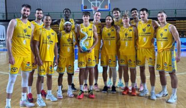 El Granca, campeón del Torneo As Burgas de Ourense tras vencer al Bilbao (89-85)