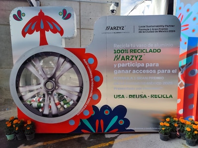 Los vasos del GP de México 2024 son reciclables. (Foto: Nayeli Reyes/El Financiero)