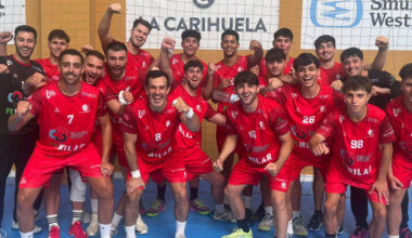 El Cajasur empieza líder y el ARS se lleva el derbi