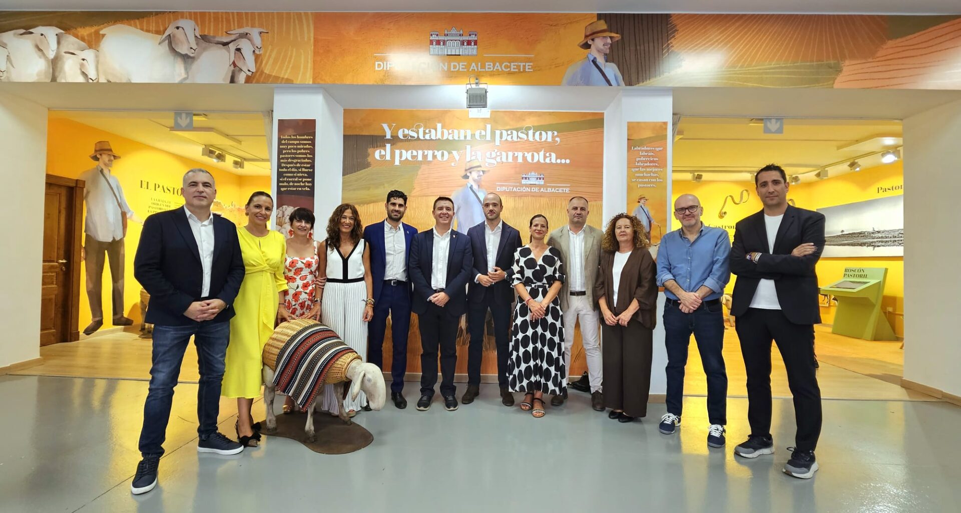 El stand ferial de la Diputación de Albacete se abre con cerca de 70 citas con ‘El Pastoreo’ como homenaje a las raíces de la Feria y de la provincia
