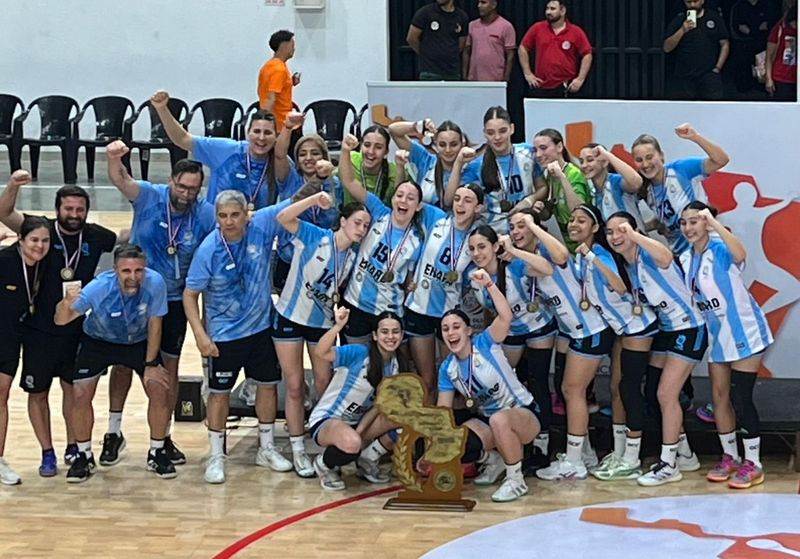 Handball: Oro celeste y blanco para Tiziana Sica en Paraguay