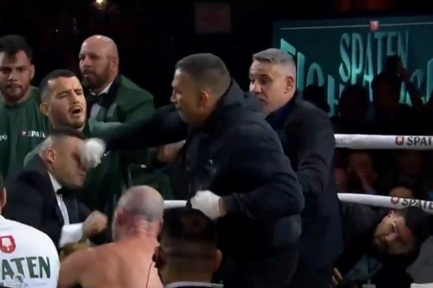 Las imágenes divulgadas muestran cómo el ambiente pasó de nerviosismo a violencia