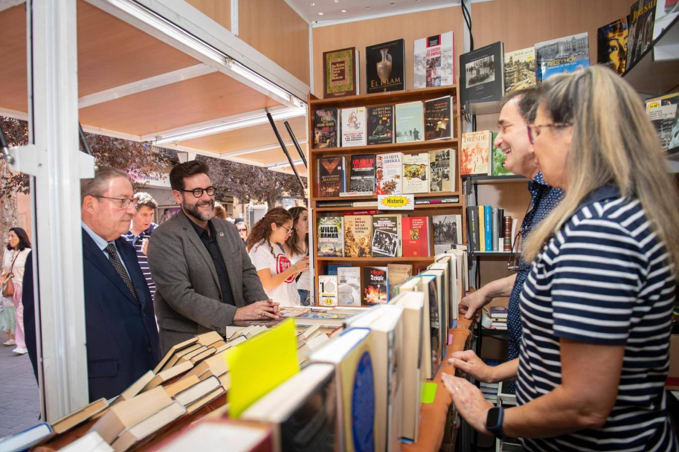 La XXXIX Feria del Libro Antiguo y de Ocasión regresa a la Calle Libreros hasta el 12 de octubre