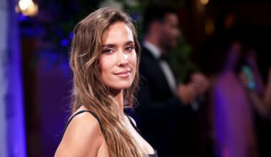 María Pombo mantiene su idea sobre la lectura: "Leer no te hace mejor persona" | Sociedad