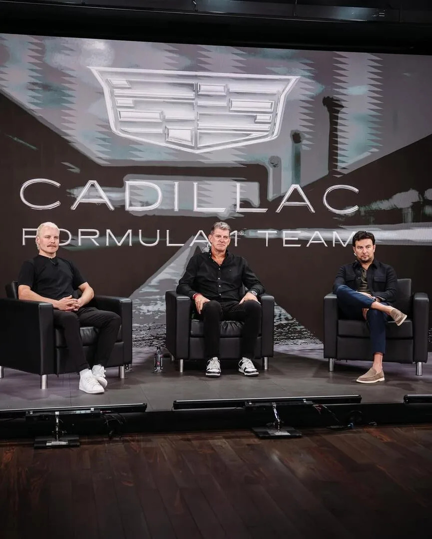 Los protagonistas de Cadillac: el director del equipo, Graeme Lowdon, junto a los pilotos Valtteri Bottas y Sergio 