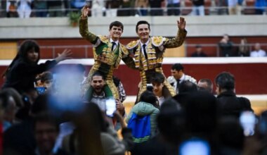 El torero aragonés Aarón Palacio vuelve a abrir la puerta grande de Logroño