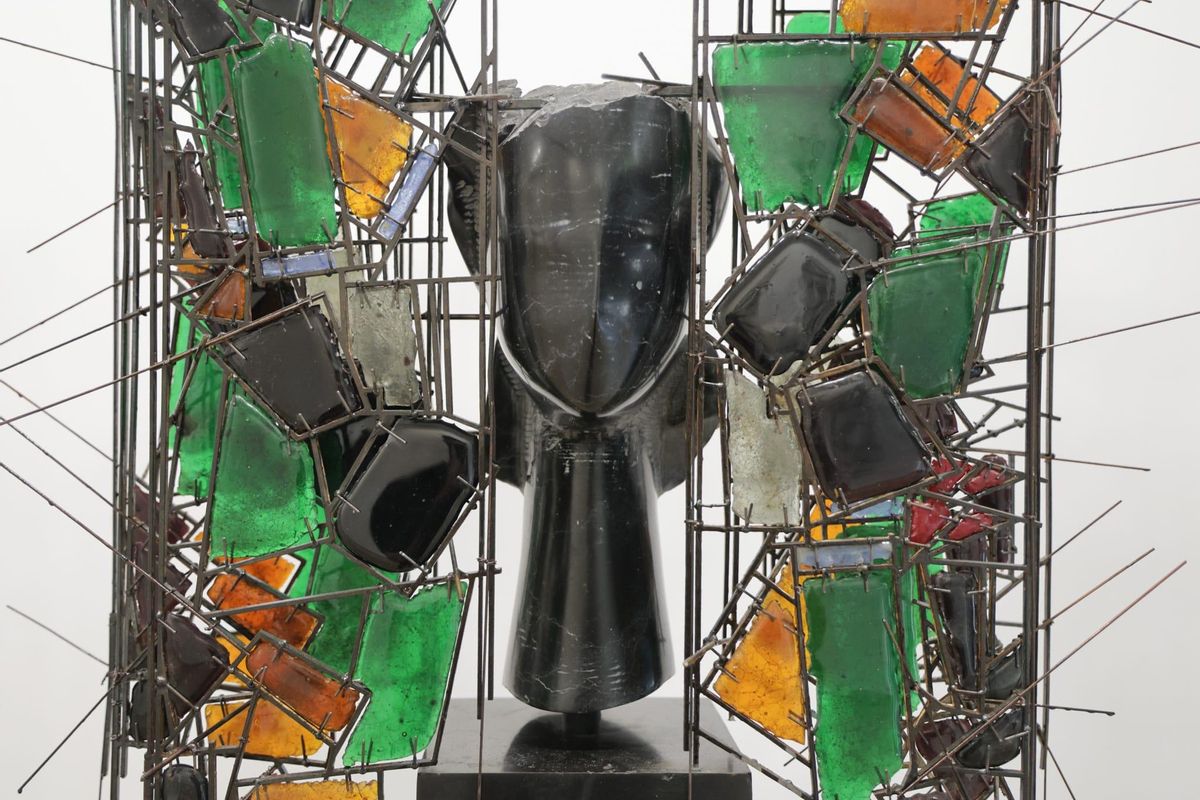 Escultura de Manolo Valdés en "Perfección imperfecta".