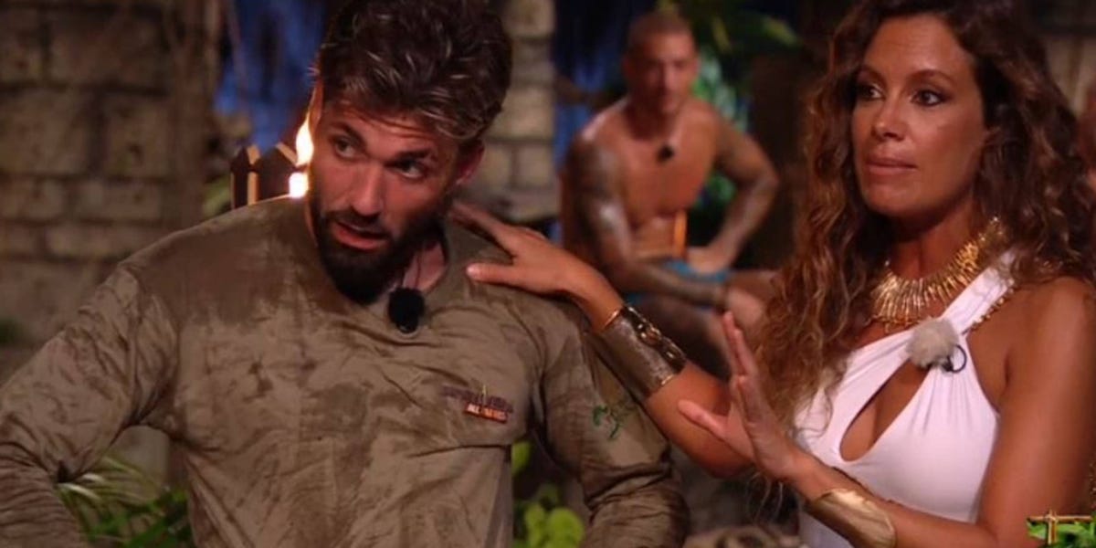 Alejandro Albalá se rompe tras ganar el primer collar de líder en Supervivientes All Stars 2