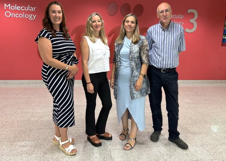 Desde la izda: Susana Codina, subdirectora de Fundación Occident, Albana Gattelli, Guadalupe Sabio y Fernando Peláez, director científico interino del CNIO. / CNIO