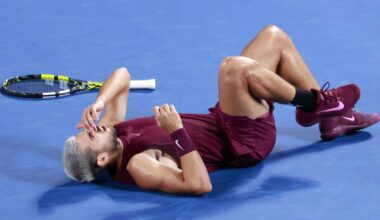 Carlos Alcaraz, seria duda para el duelo de mañana ante Bergs en Tokio