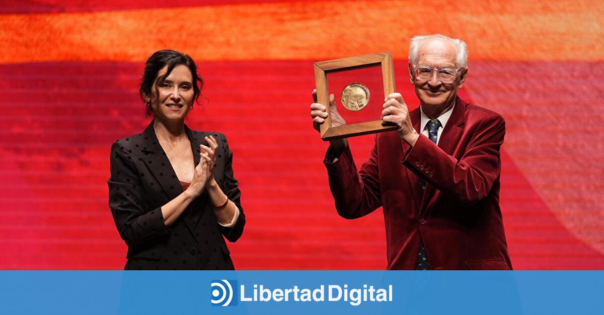 Amorós recibe el Premio de Cultura 2025 y critica al "inculto" Urtasun: "La Tauromaquia es arte y vive en libertad" - Libertad Digital