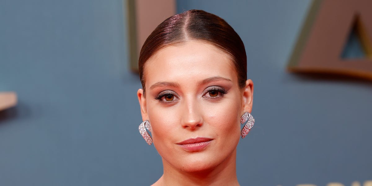 Todo sobre 'Oasis', la nueva serie de Ana Garcés con Bambú tras 'La Promesa' que se verá en Netflix
