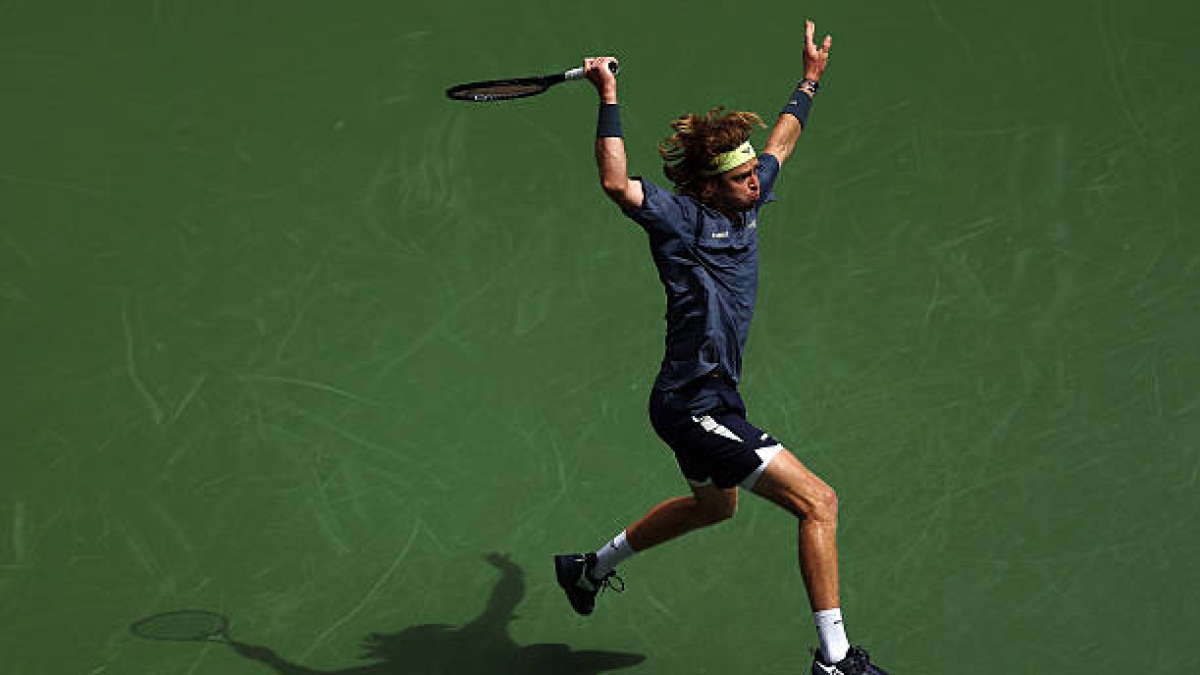 Andrey Rublev pierde en Hangzhou. Foto. gettyimages