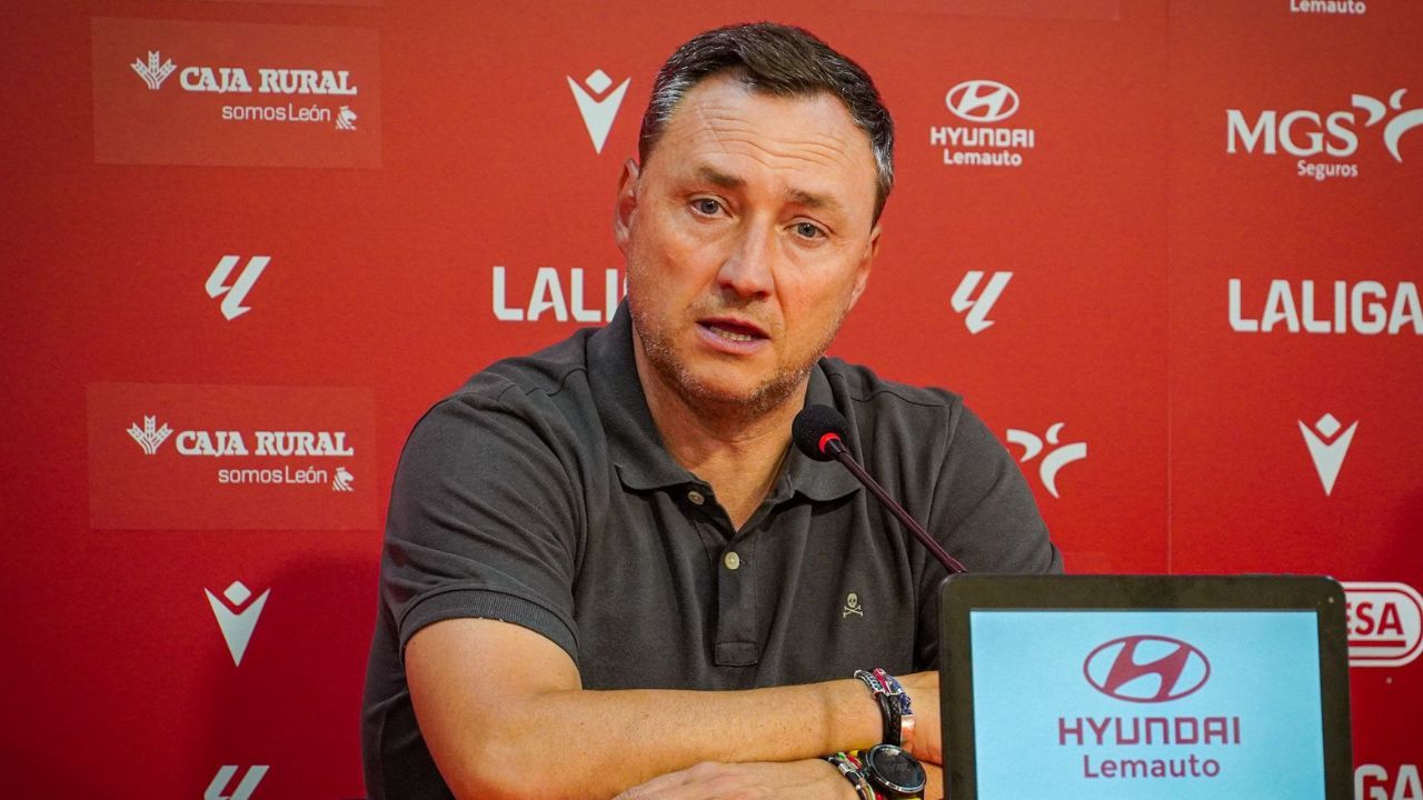 Segundo despido de un rival del Sporting en pleno septiembre