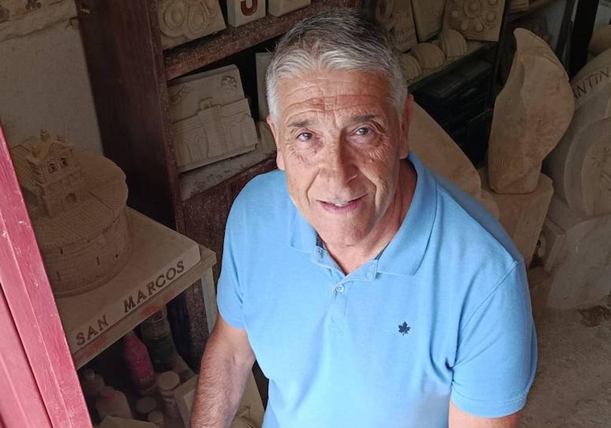 «Para ser escultor hay que ir seguro, con mucho mimo, como cuando estaba de guarda de seguridad»
