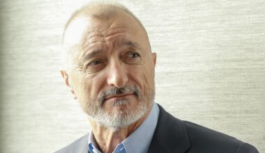 El reproche de Pérez-Reverte a Ayuso: “Muy poca idea de lo que fue Sarajevo”