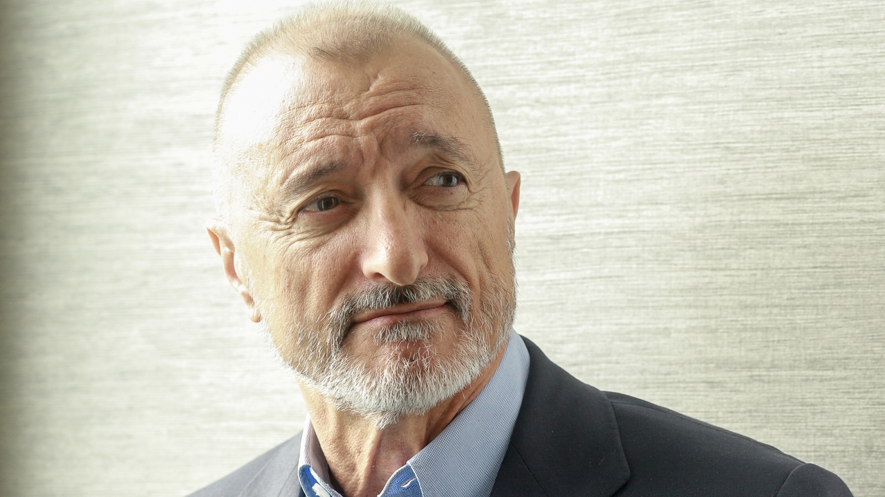 El reproche de Pérez-Reverte a Ayuso: “Muy poca idea de lo que fue Sarajevo”