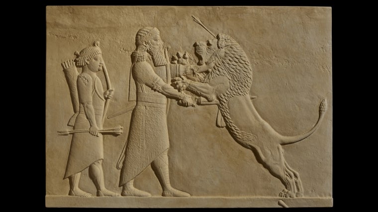'Asurbanipal matando al león simboliza la fuerza y el valor del rey'