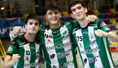 El Dólmenes Antequera gana 30 a 27 al Melilla y consigue el respaldo del Fernando Argüelles