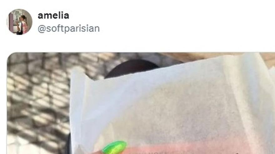 Compra un libro y el mensaje que viene en la bolsa lo han visto 7 millones de personas