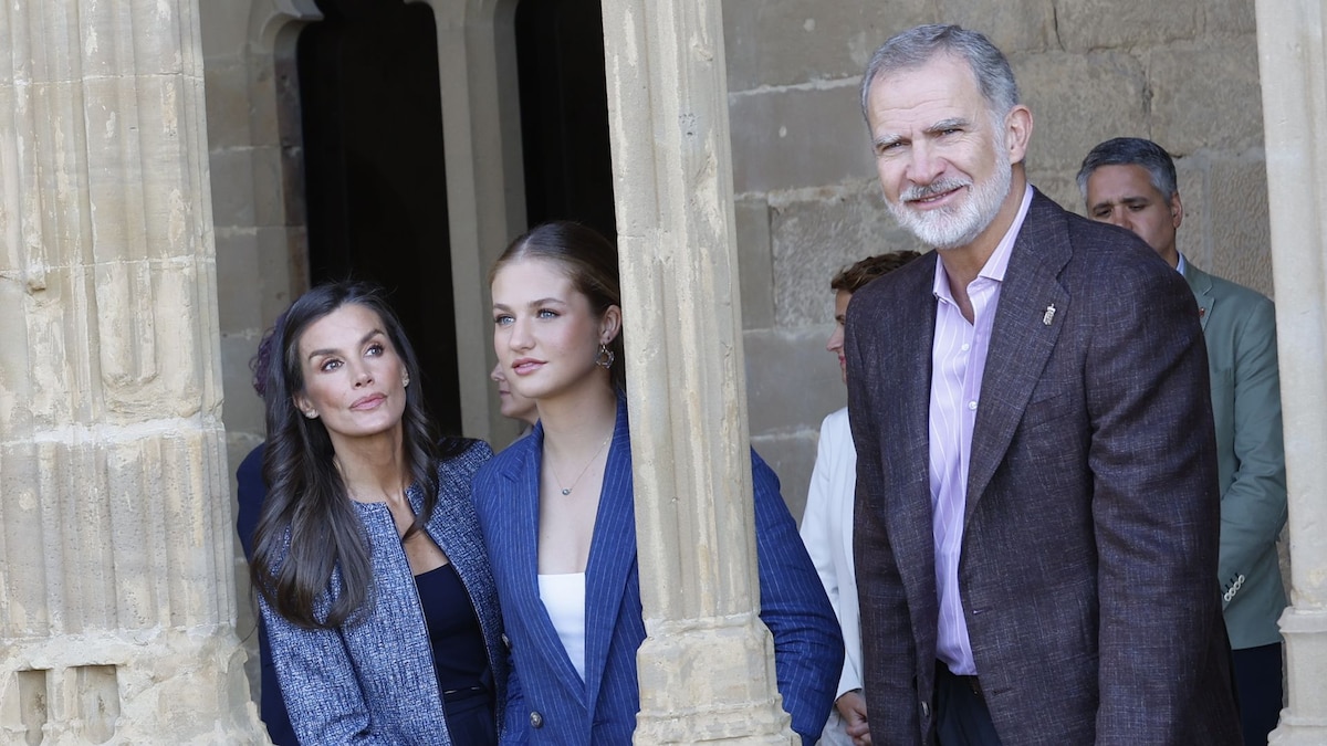 La princesa Leonor en busca de la otra Leonor, reina de la otra Navarra, en el palacio encantado