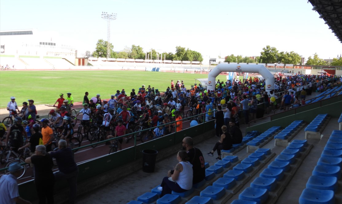 Alrededor de 1.500 personas celebran en Puertollano la 13ª edición del Día de la Bicicleta