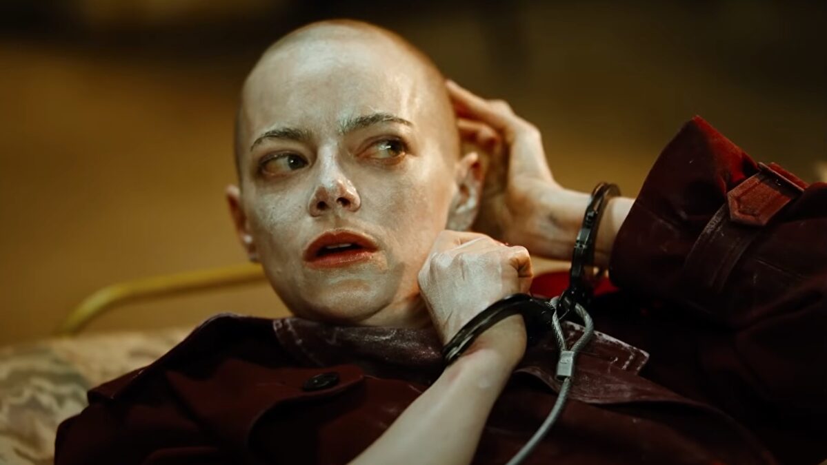 'Bugonia', la película de Yorgos Lanthimos sobre terraplanistas y conspiranoicos - Libertad Digital