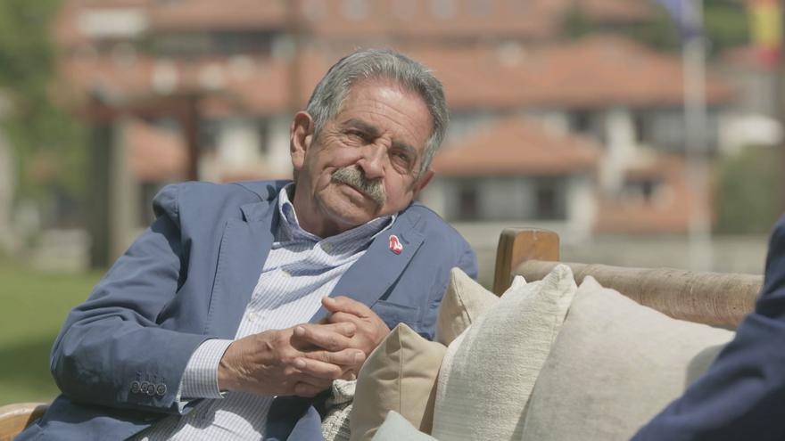 Miguel Ángel Revilla debuta en el cine en la comedia 'Cuerpos Locos' junto a Paz Padilla